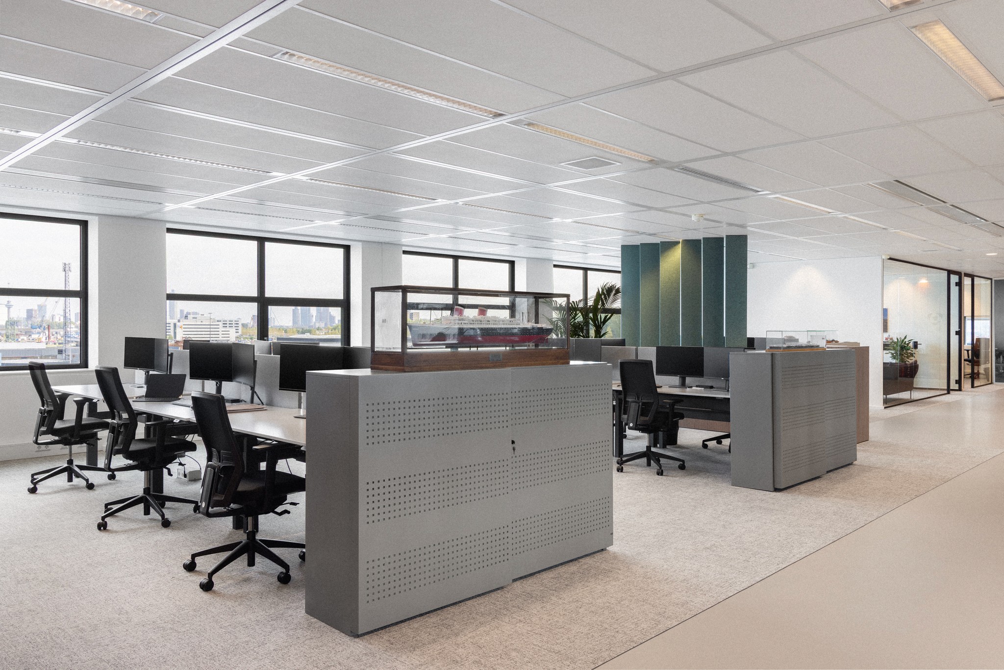 Arntz van Helden, Rotterdam